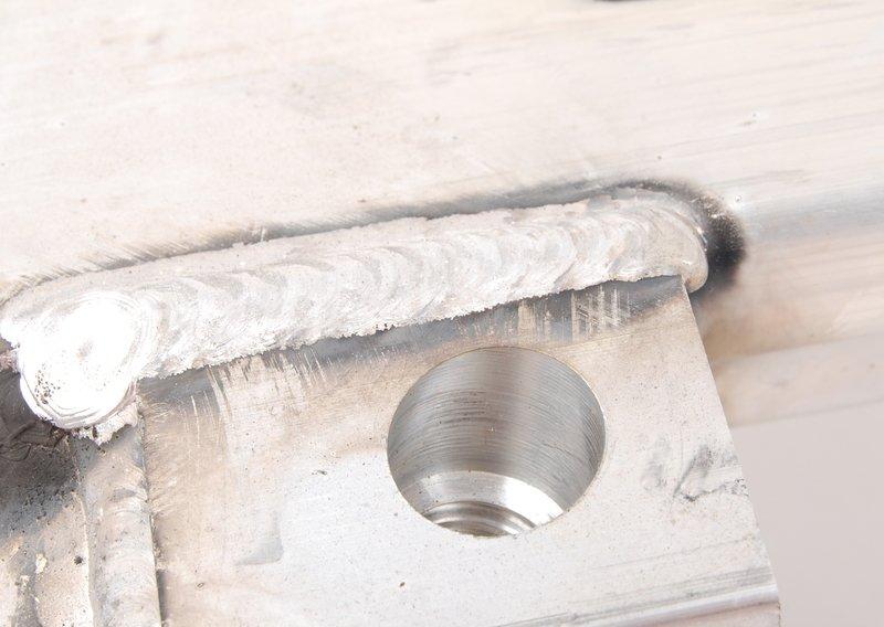 Кронштейн бампера Пд