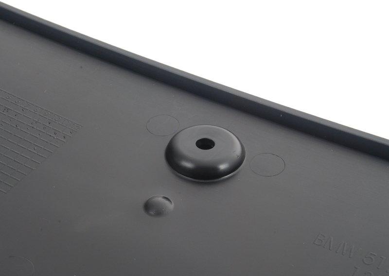 Основание номерного знака