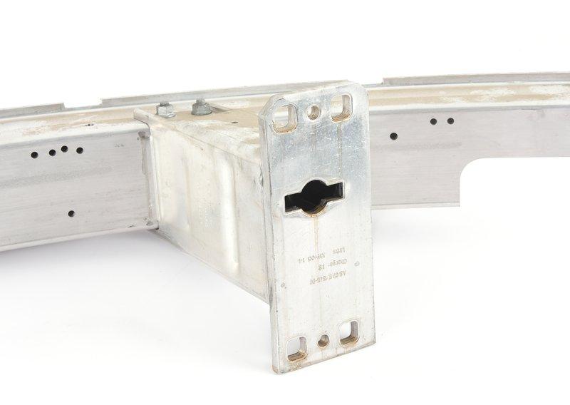 Кронштейн бампера Пд