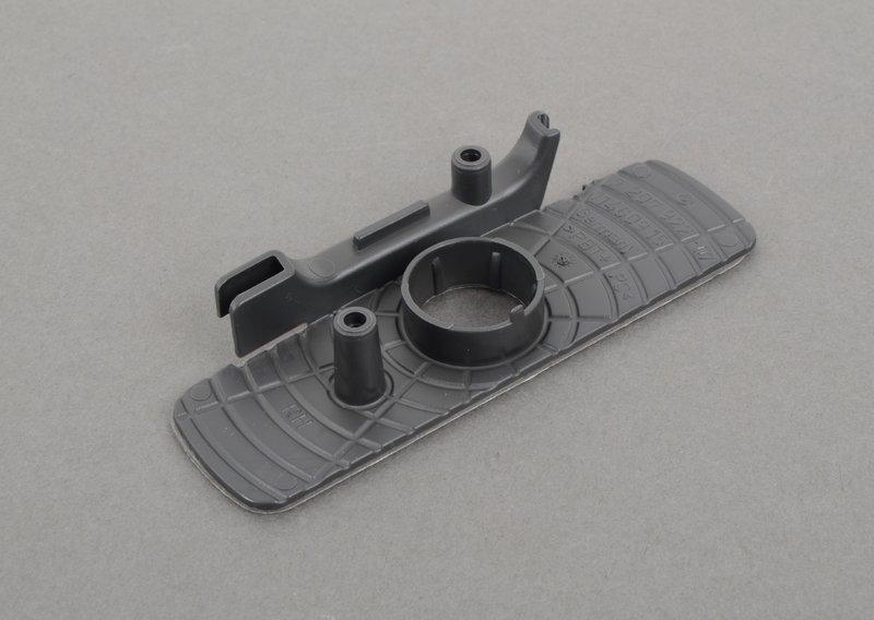 кронштейн камеры П F10 в бампер