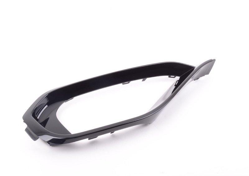 F32/F33/F36  Декоративная накладка Л