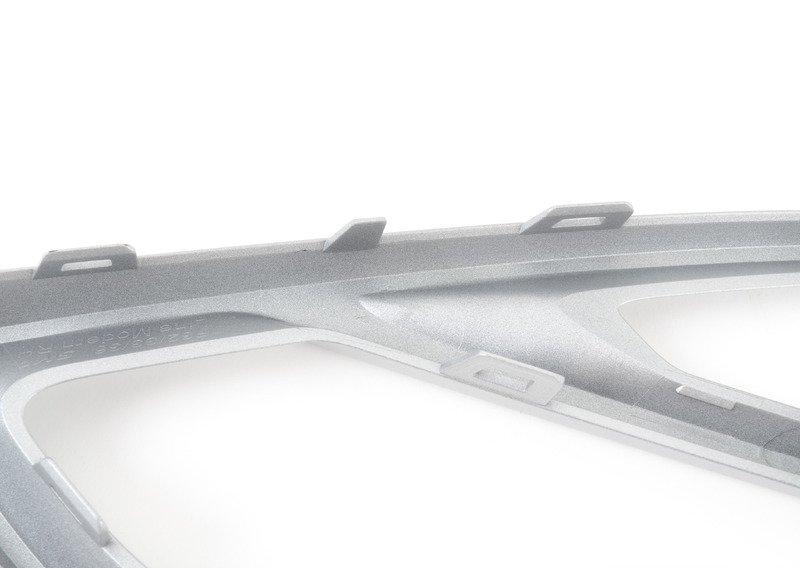 Накладка правая