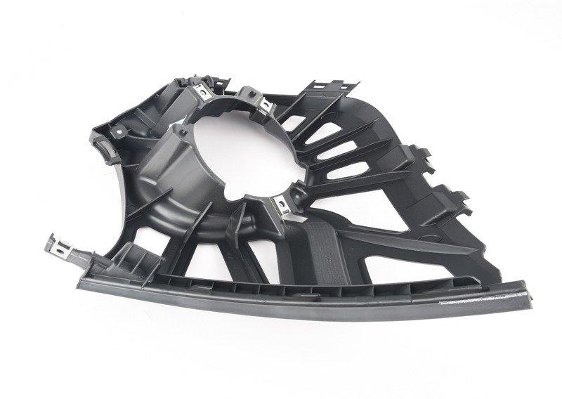 Крепление противотуманной фары Л