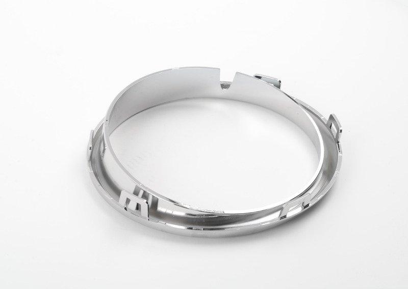 Декоративное кольцо передней фары правой