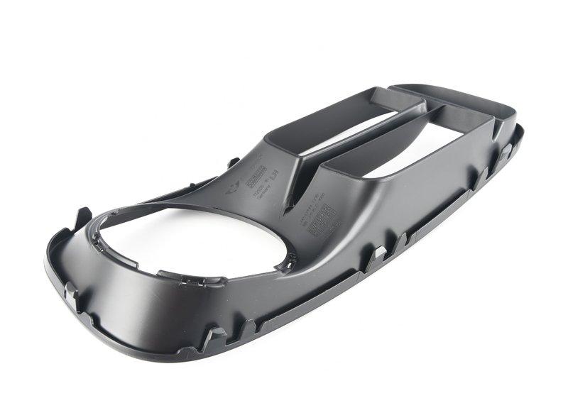 Защитная накладка заднего фонаря слева