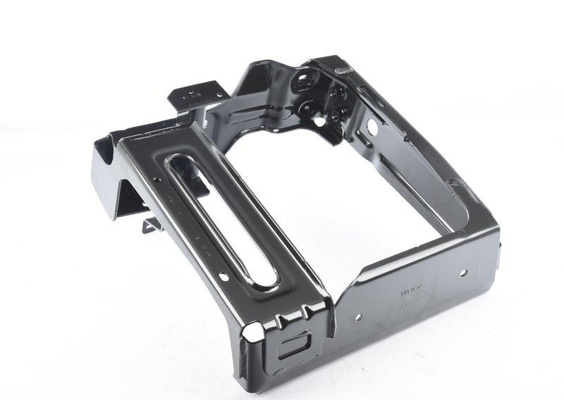 G05/G06/G07 рама правого дополнительного радиатора