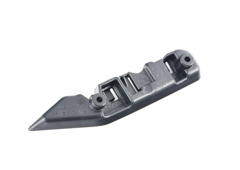 Направляющая бампера справа вверху