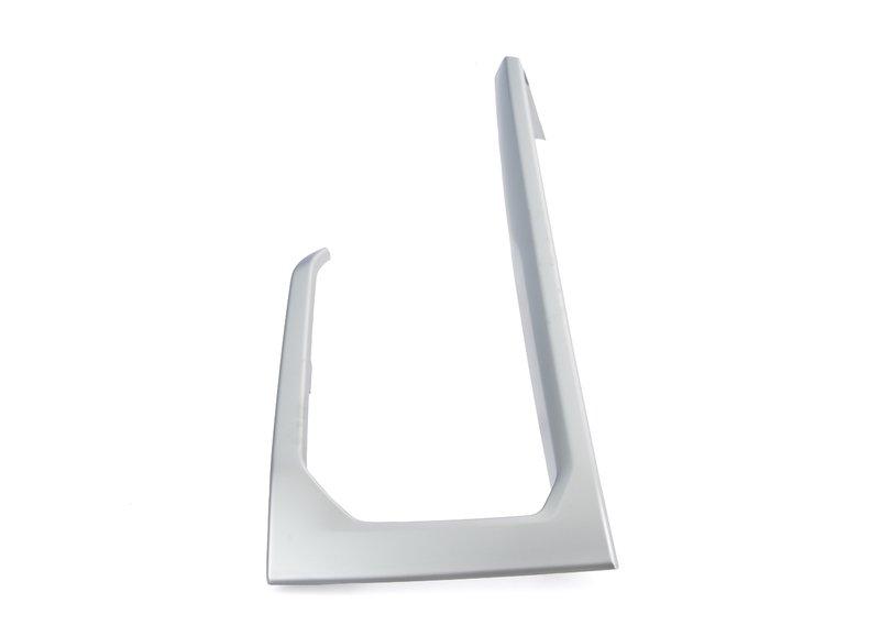 G05 правый уголок переднего бампера X-Line