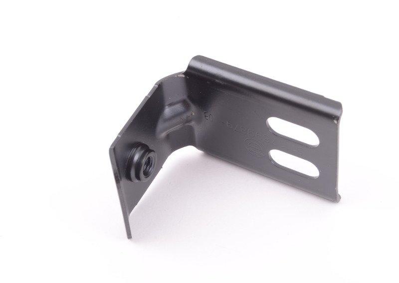 Кронштейн переднего бампера