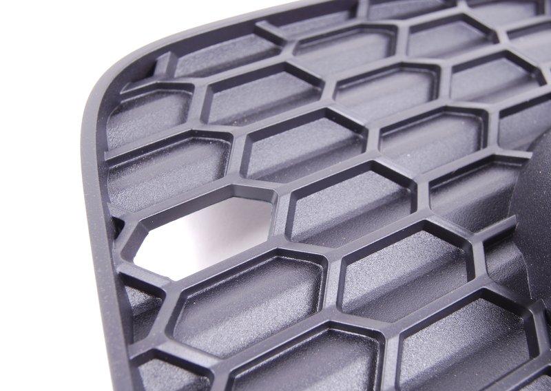 E70N Решетка закрытая П (М)