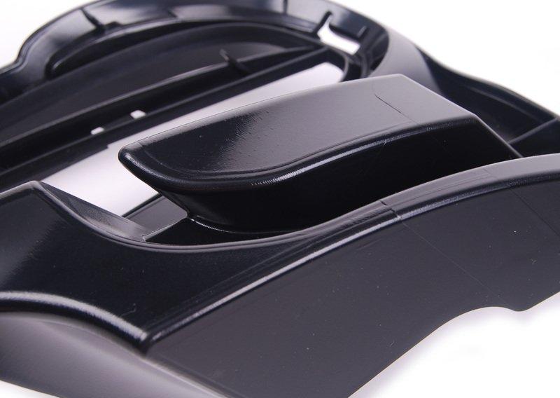 Удержив.рамка накладки впускн.сопла Л