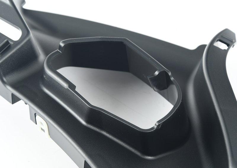 F16 воздуховод бампера левый M