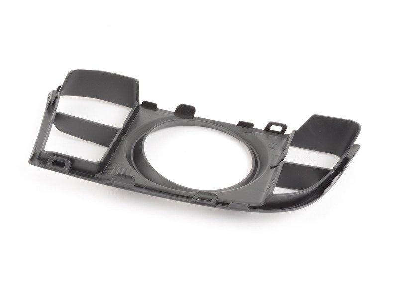 F10N решетка передняя левая М пакет