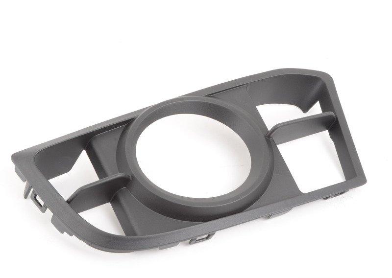 F10N решетка передняя левая М пакет