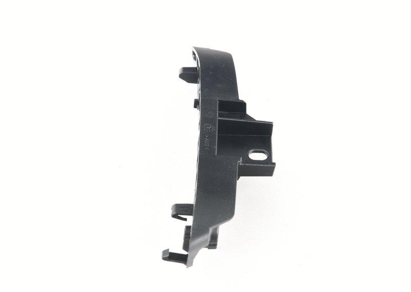 Направляющая снизу справа   F90 M5