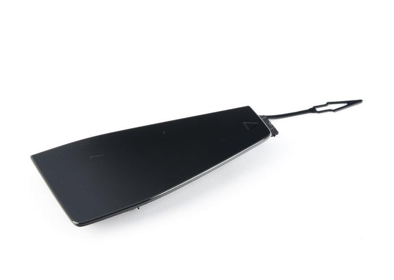 G05 накладка буксировочной проушины левая