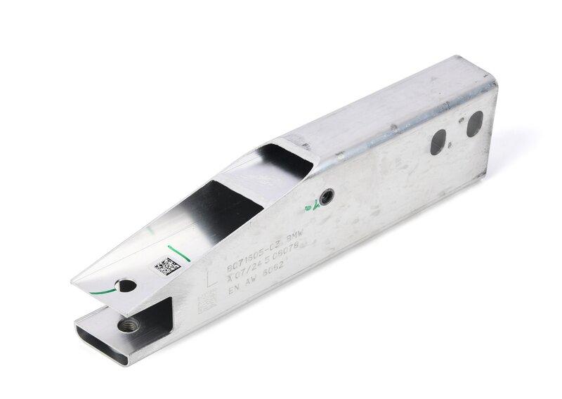 Деформируемый при столкновении блок Л