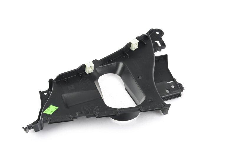 G05 крепление переднего бампера левое M-tech M-tech