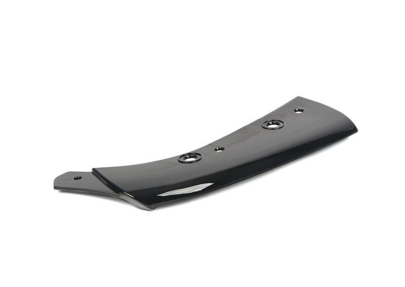 F96 крепеж правой решетки бампера