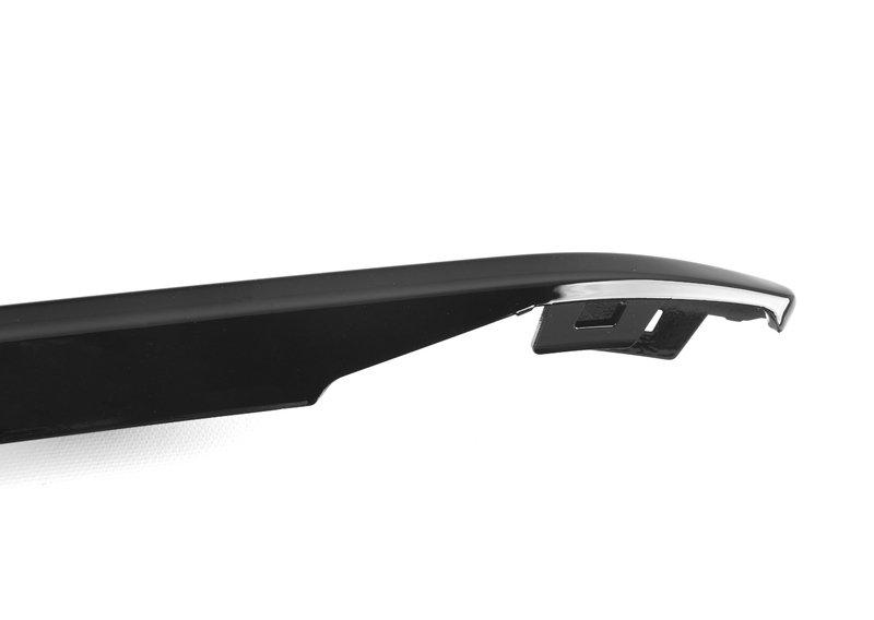 G06 правая угловая накладка M-tech