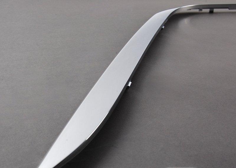 Накладка правая