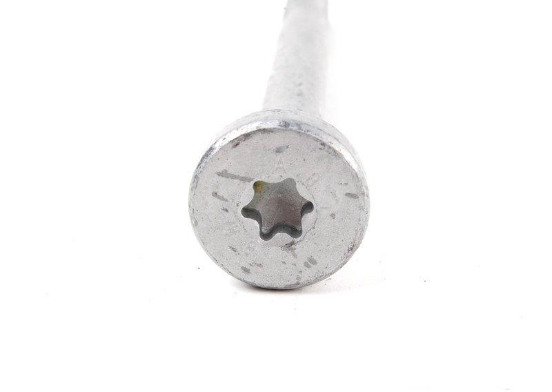 Болт с цилиндрической головкой