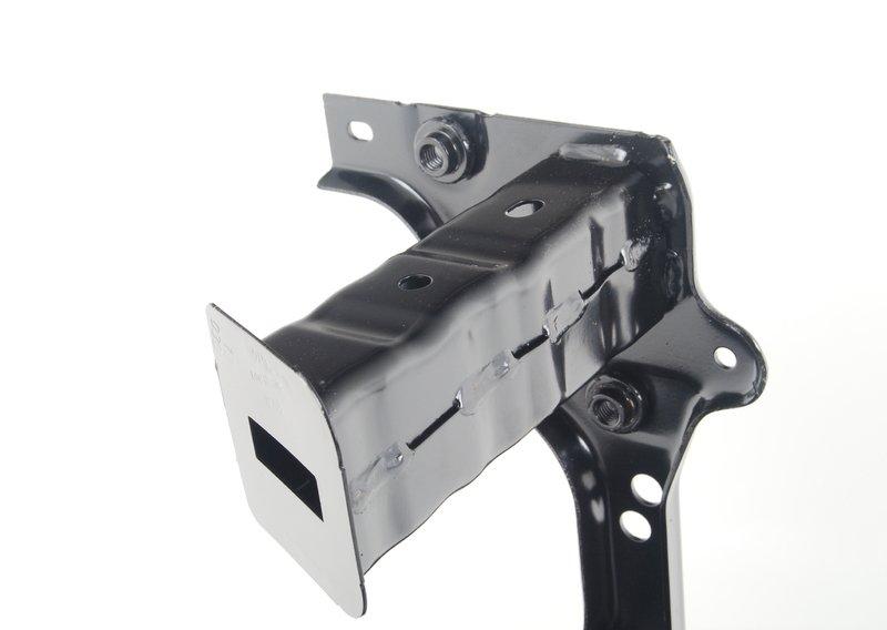 Кронштейн бампера Пд