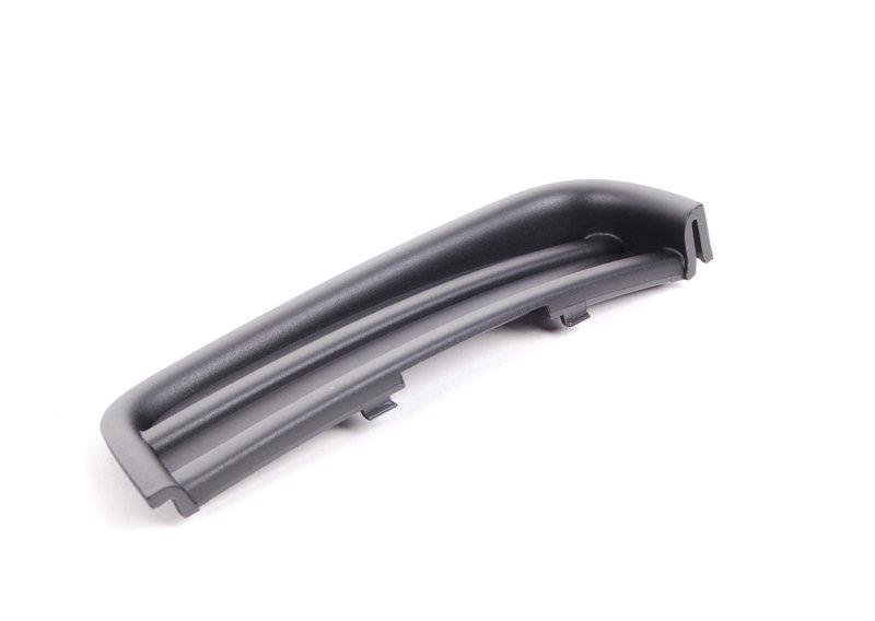 Крышка буксирной проушины