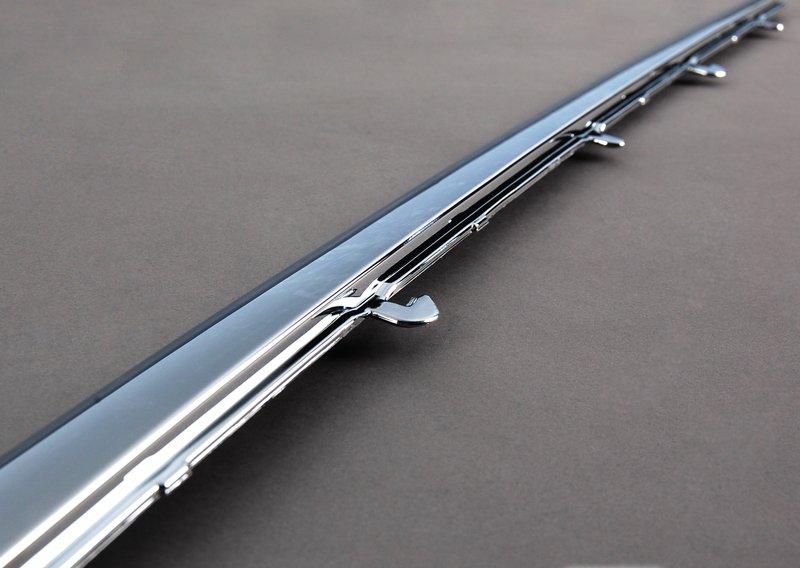 Накладка левая