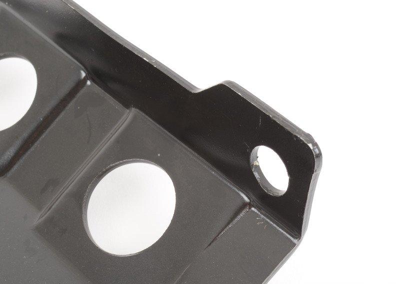 Армирующий элемент кузова