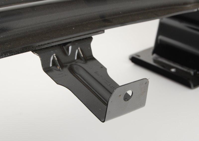 Кронштейн бампера Зд