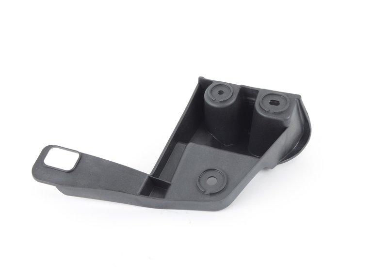 Крепление заднего бампера левый угол