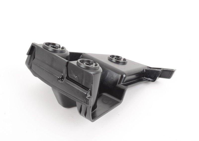 Крепление заднего бампера левый угол