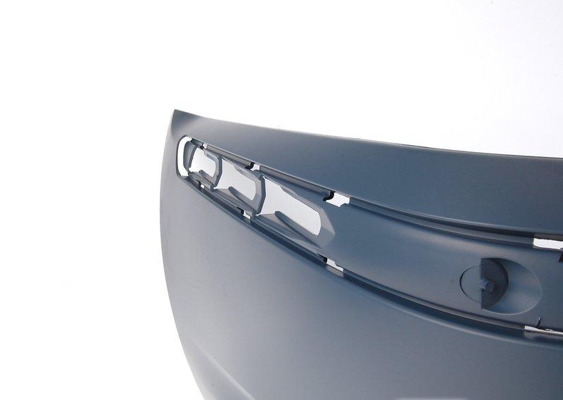 Облицовка заднего бампера,загрунтован.