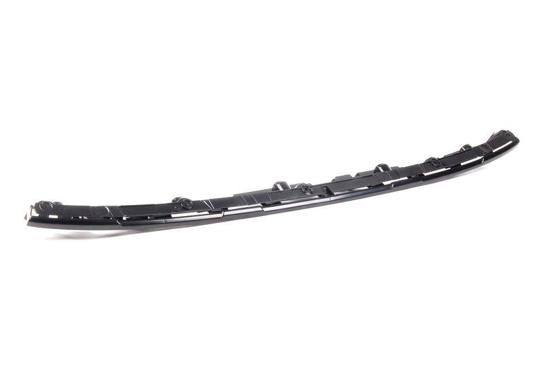 E46 Направляющая заднего бампера