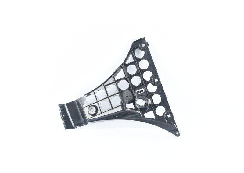 Крепление бампера Л Зд