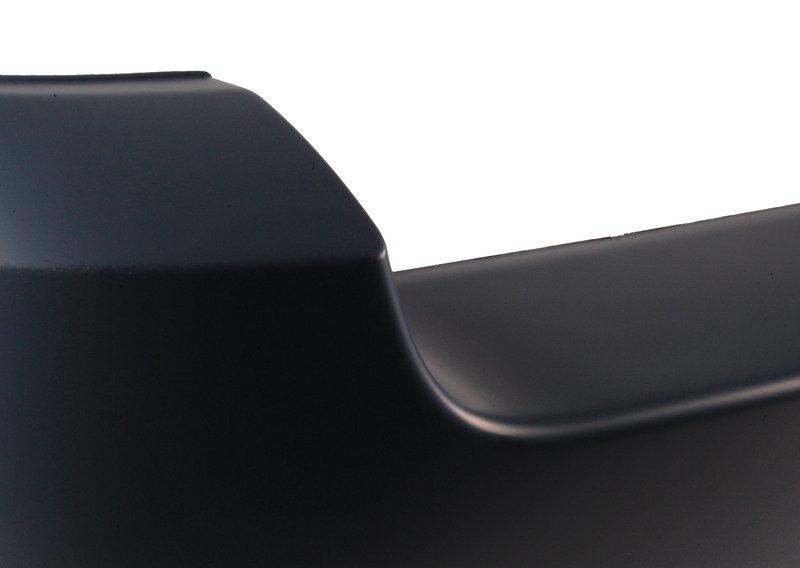 Облицовка заднего бампера,загрунтован.