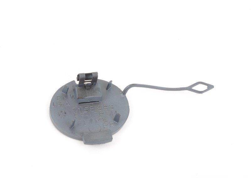 Крышка буксирной проушины загрунтов.