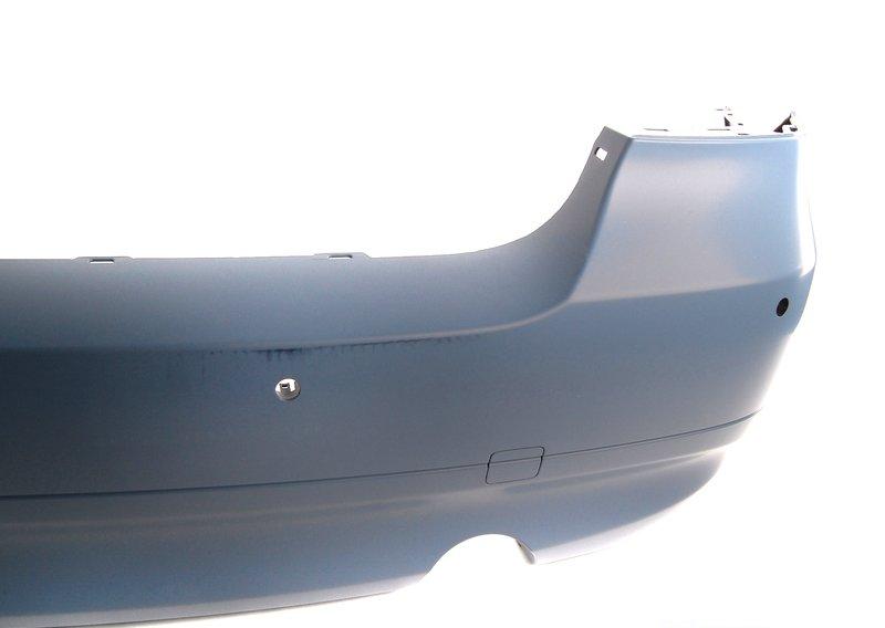 Облицовка заднего бампера,загрунтован.