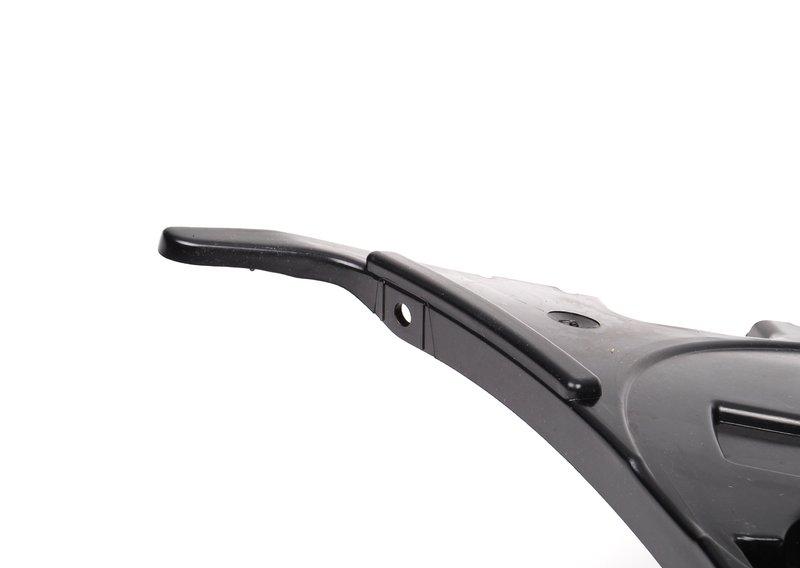 Боковая направляющая бампера Л