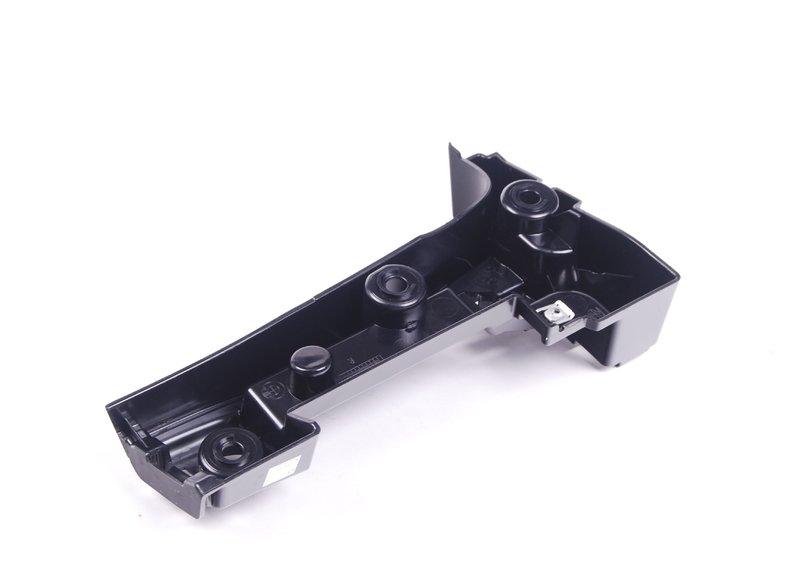 Крепление заднего бампера правый угол