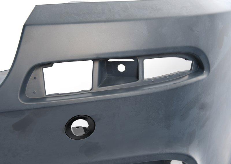 Облицовка заднего бампера,загрунтован.