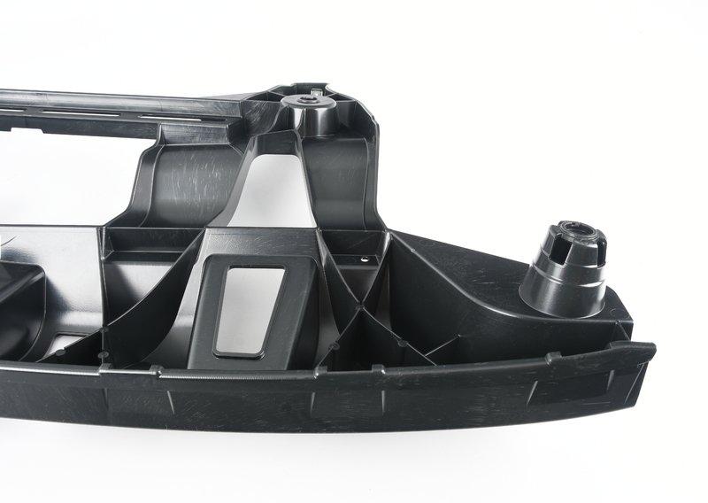 F16 среднее крепление заднего бампера