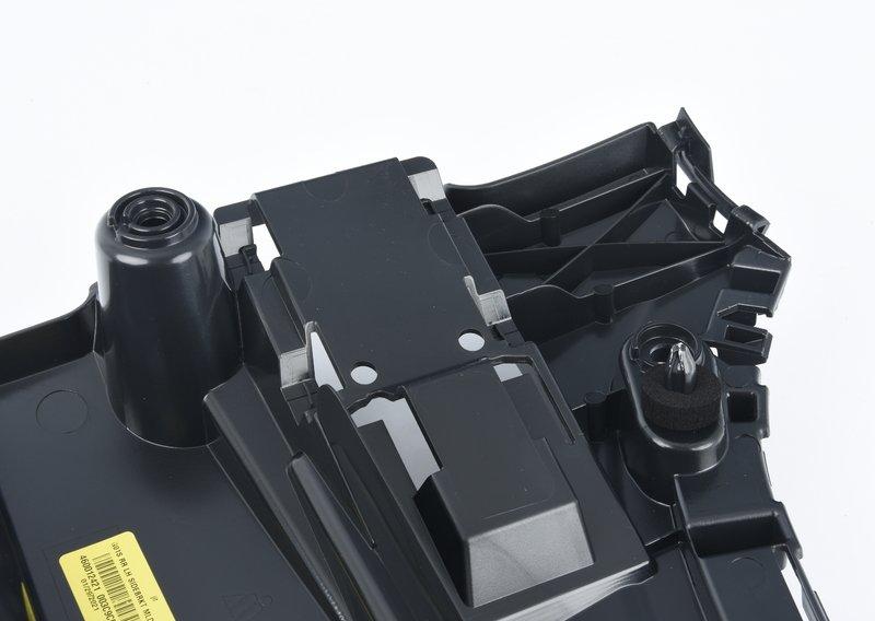 Направляющая бампера Л  G01 F97