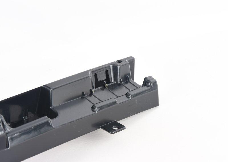 Боковая направляющая бампера Л