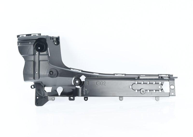 Направляющая бампера Л