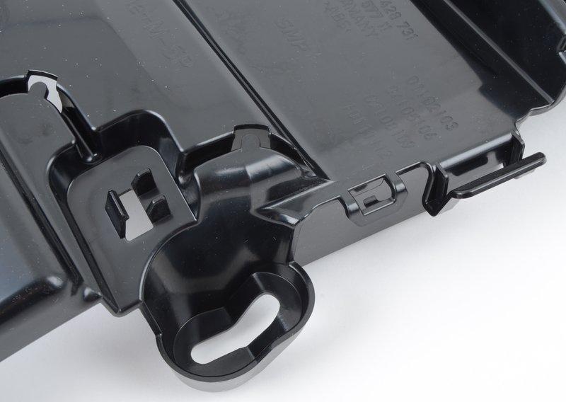 Боковая направляющая бампера Л