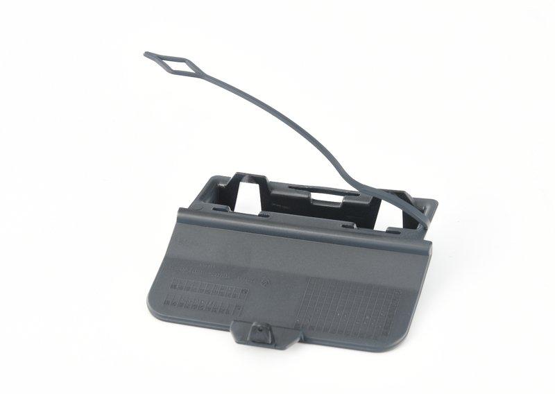 Крышка буксирной проушины грунтованная