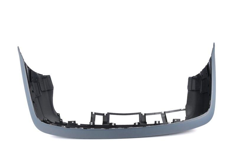 Облицовка заднего бампера,загрунтован.