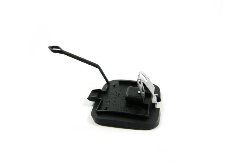 Крышка буксирной проушины загрунтов.